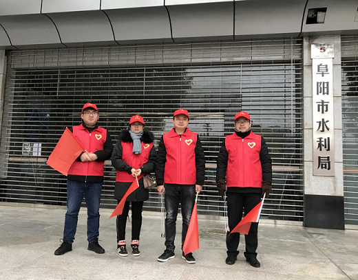 开展国检期间路段长制志愿者活动